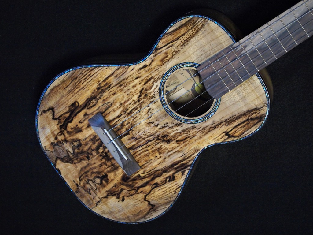 carol's music box baritone ukulele