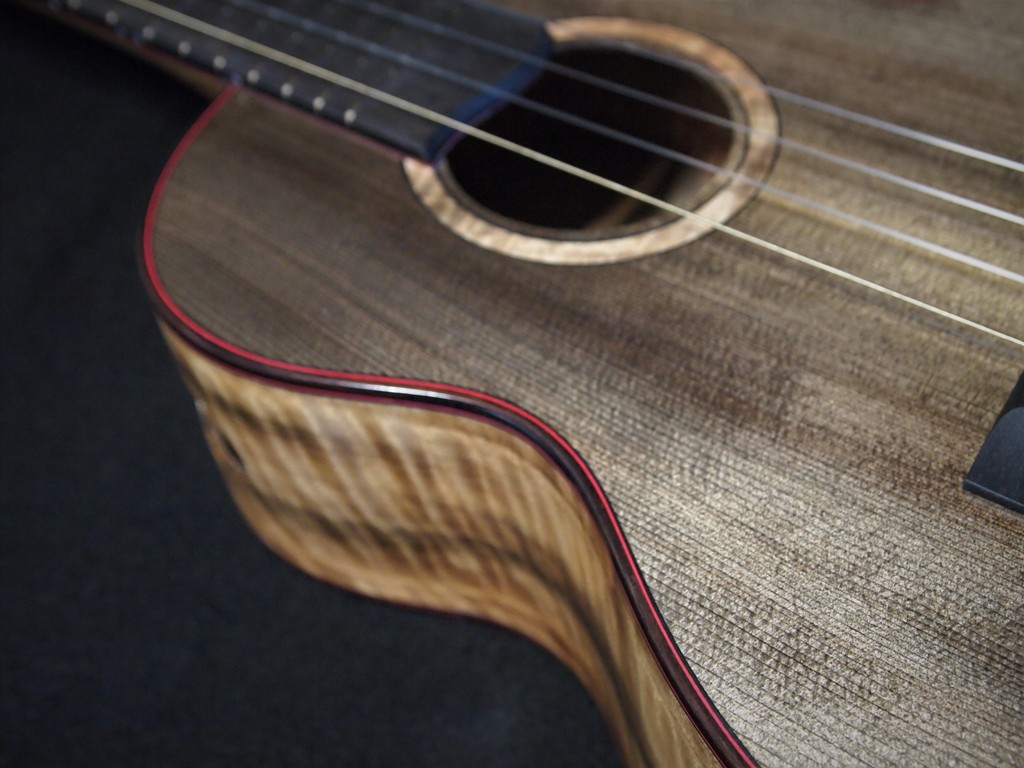 ancient spruce and myrtle super tenor ukulele