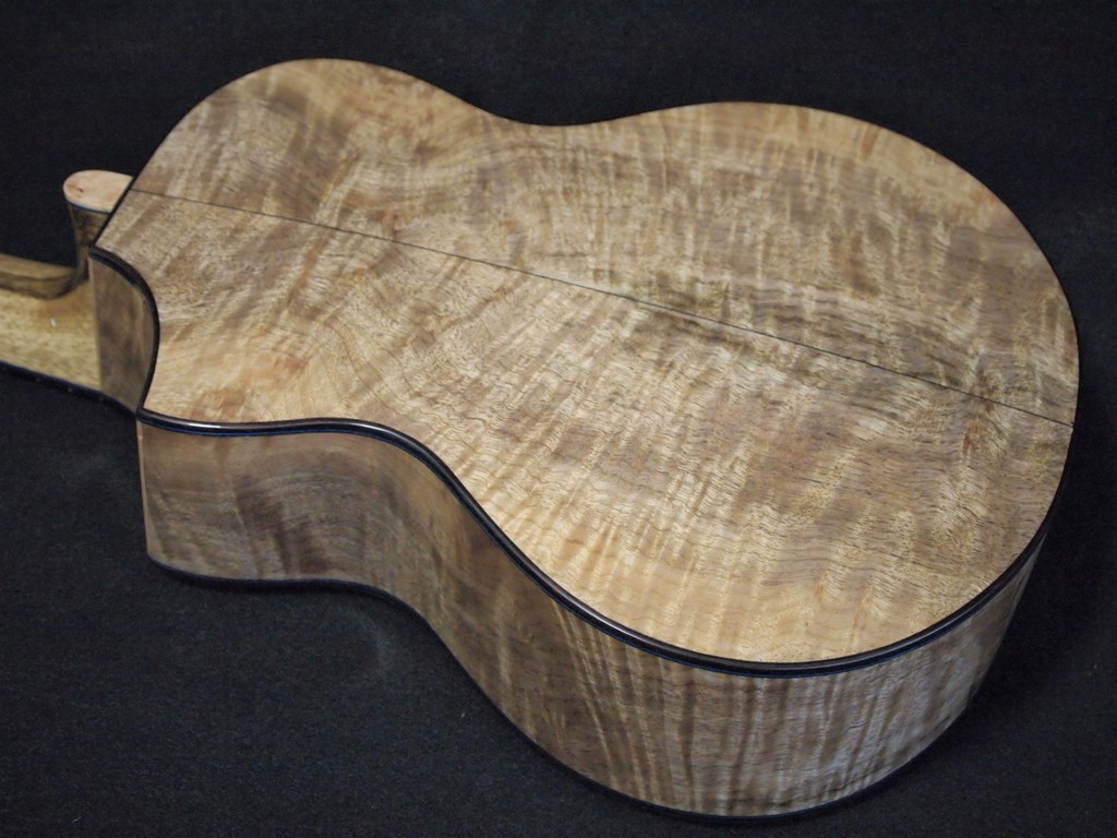 myrtle and bear cutaway ukulele