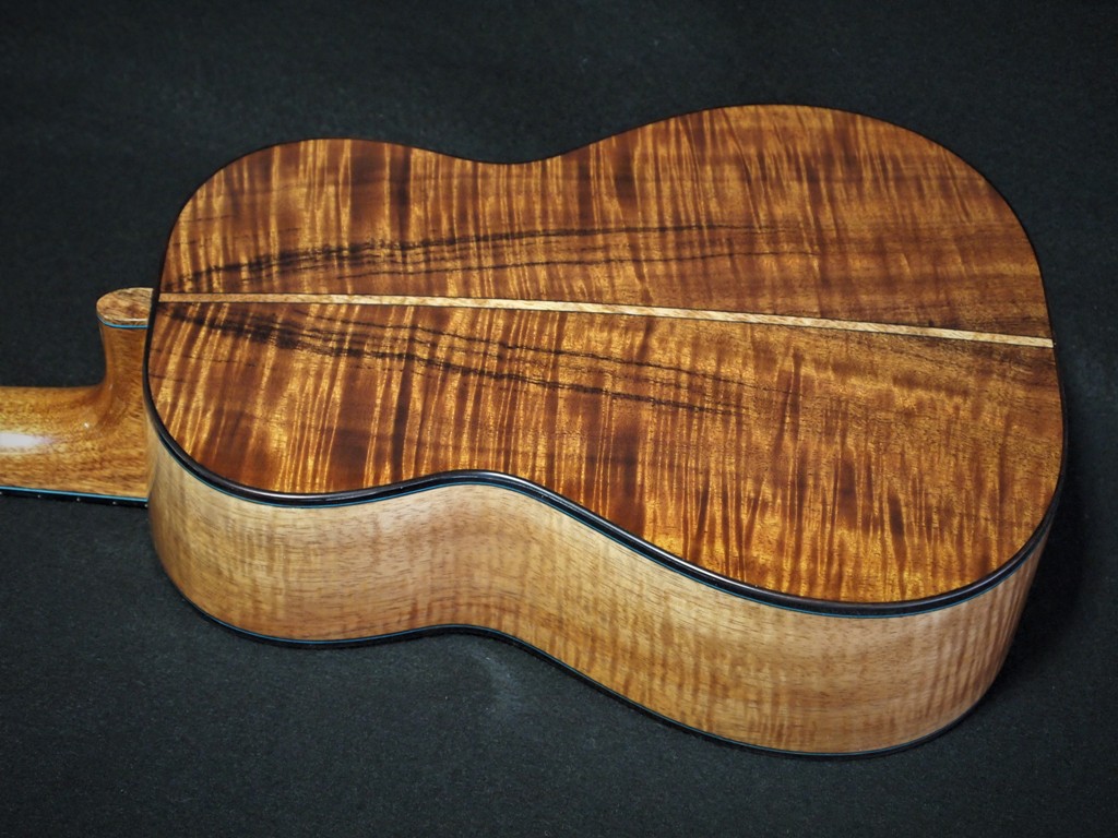 koa lovers tenor ukulele