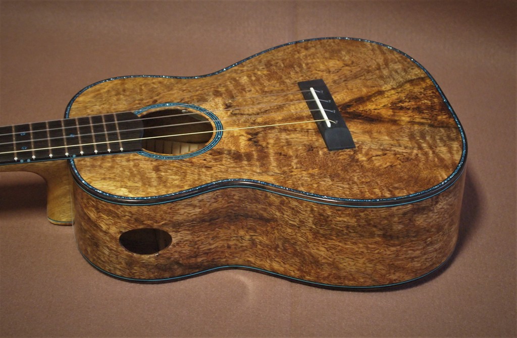 mango madness tenor ukulele