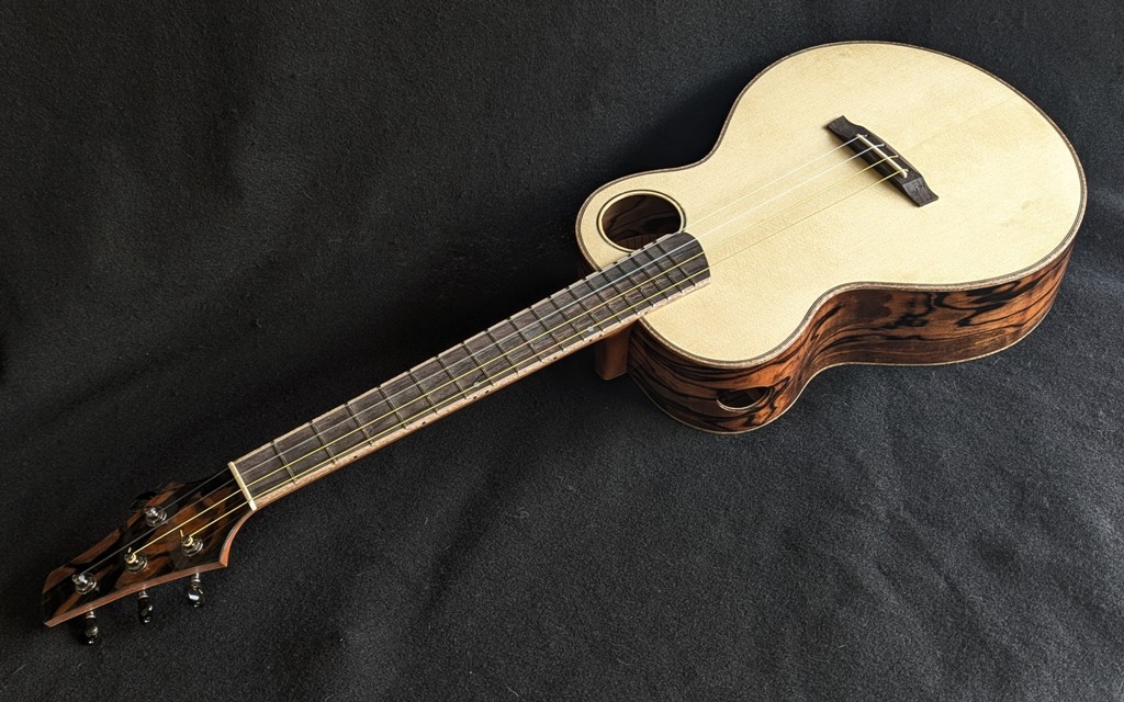 Munn Ebony And Moon Spruce Baritone Ukulele