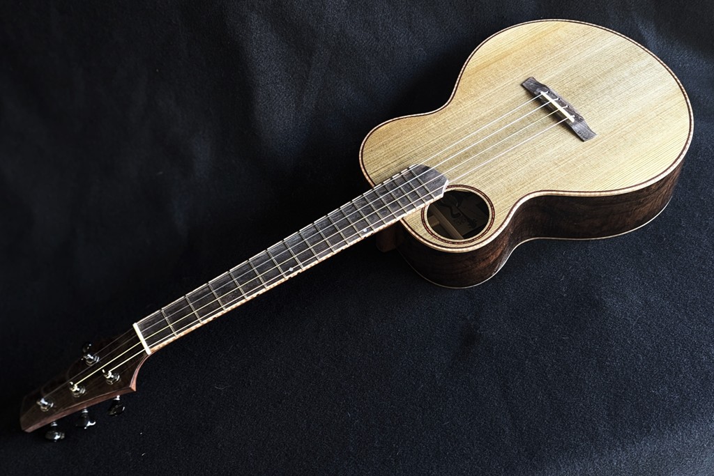 Custom Claro Walnut Baritone Ukulele